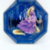 Assiette Raiponce Midnight Masquerade Series Disney Store Designer Collection Édition Limitée
