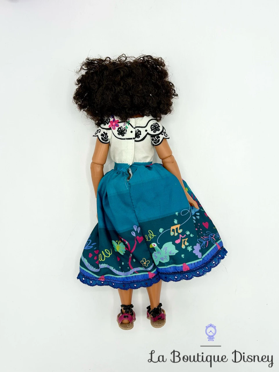 Assortiment De Poupées De Luxe Encanto Disney Store 2021 Deluxe Doll Set Mirabel Luisa Isabela Antonio – Image 6